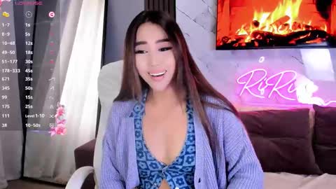 Lily online show from 18, 9, 2025