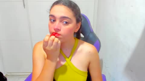 lily_anal_squirt online show from 22, 12, 2024