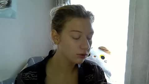 lily_ember online show from 3, 10, 2025