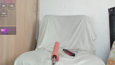   online show from 23, 10, 2025