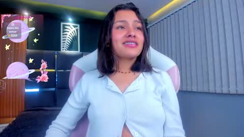 Snapshot of lily_fox1 chatting on 8, 3, 2025 Lily online show from 8, 3, 2025