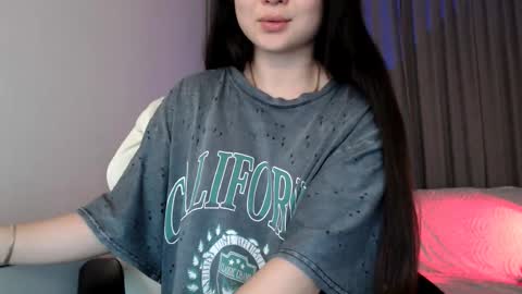 Snapshot of lily_litle chatting on 24, 9, 2025 Lily Litle online show from 24, 9, 2025
