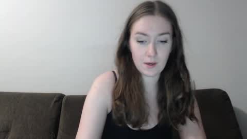 lily_love_x online show from 24, 1, 2025