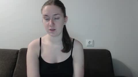 lily_love_x online show from 14, 2, 2025