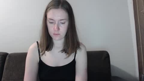 lily_love_x online show from 19, 9, 2025