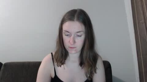 lily_love_x online show from 25, 9, 2025