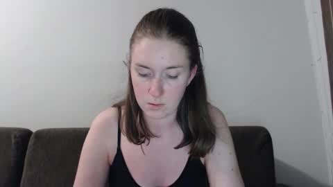 lily_love_x online show from 29, 9, 2025