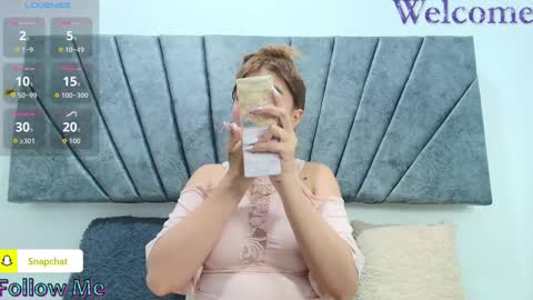 LILY MEGHAN online show from 8, 1, 2026