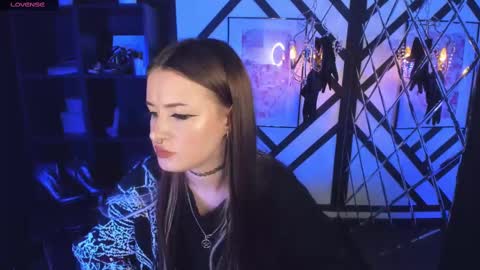 Lily online show from 18, 2, 2025