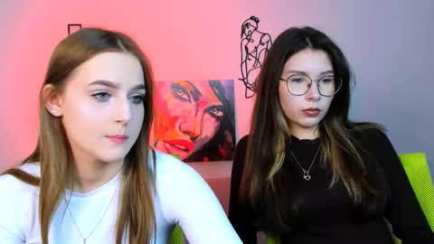 Lily online show from 5, 10, 2025