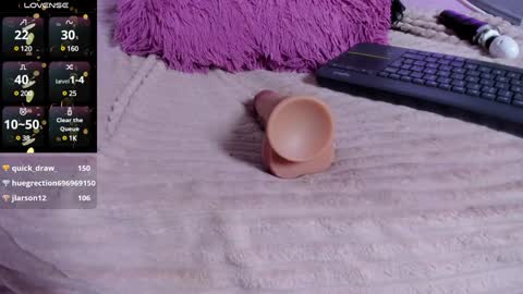 lily_waist online show from 13, 1, 2025