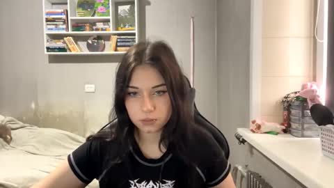 Lily online show from 16, 2, 2026