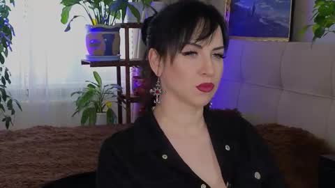 Lily online show from 31, 10, 2025