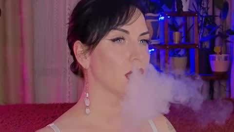 Lily online show from 2, 12, 2025