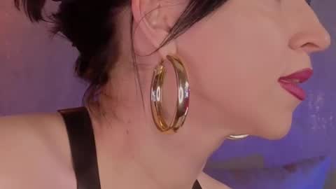 Lily online show from 12, 2, 2026