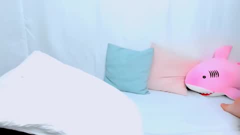 lilydavisss online show from 10, 10, 2025