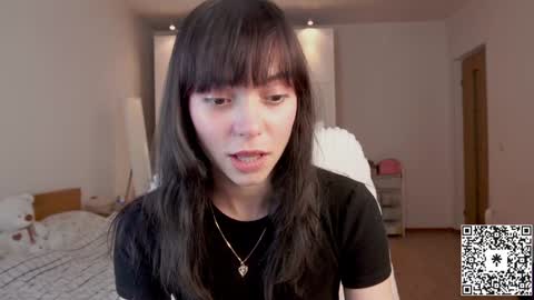 Snapshot of lilyewing_ chatting on 3, 12, 2024 Lily online show from 3, 12, 2024