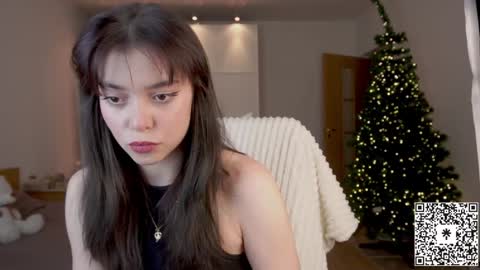 Snapshot of lilyewing_ chatting on 16, 12, 2024 Lily online show from 16, 12, 2024