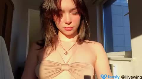 Snapshot of lilyewing_ chatting on 20, 2, 2025 Lily online show from 20, 2, 2025