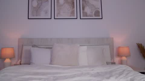 Lily online show from 19, 1, 2025