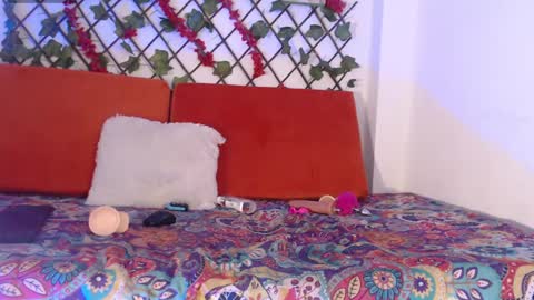 lilyspringfu online show from 2, 10, 2025