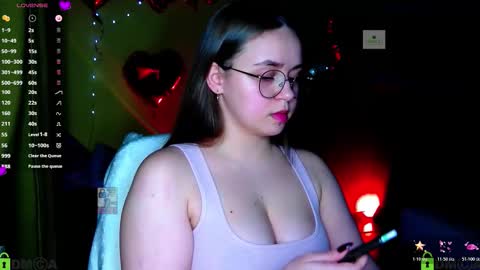 Snapshot of lilysweet13 chatting on 25, 2, 2026 Lily online show from 25, 2, 2026