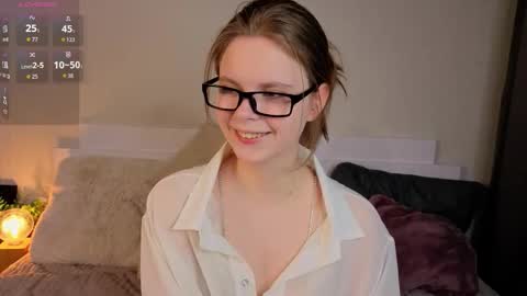 Snapshot of lilytways chatting on 11, 3, 2026 Julie online show from 11, 3, 2026