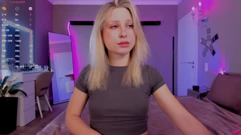 Lily online show from 30, 1, 2025