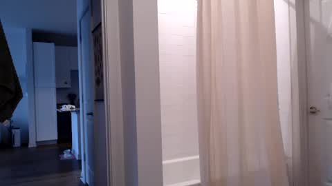 Snapshot of lilyyymonroee chatting on 2, 11, 2025 Lily Monroe online show from 2, 11, 2025