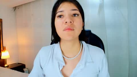  Lina Bedoya  online show from 14, 1, 2026