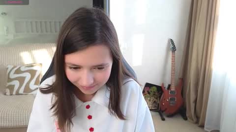 Lina online show from 30, 9, 2025