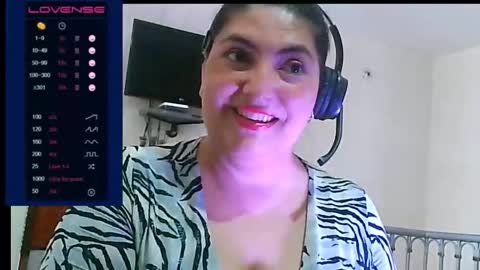 Snapshot of lina_maria99 chatting on 9, 9, 2025 Lina Mara99 online show from 9, 9, 2025