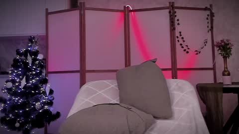 Snapshot of lina_n_kitty chatting on 16, 12, 2024 Lina - online show from 16, 12, 2024