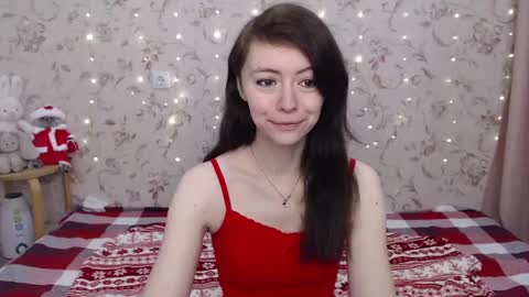 Lina Rouge online show from 1, 1, 2025