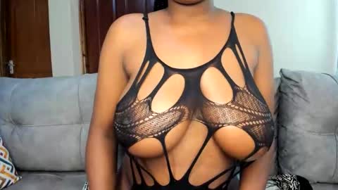 lina sexy58 online show from 1, 2, 2026