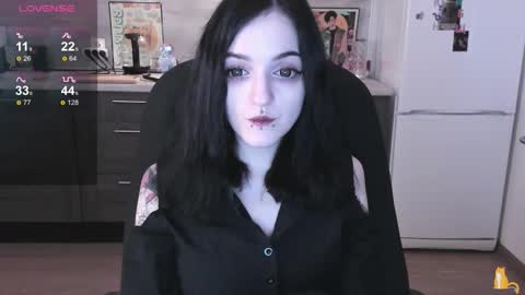 Lina 3  1715622743 online show from 25, 11, 2025