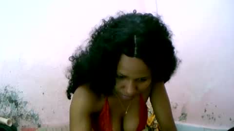 Snapshot of linah1123 chatting on 12, 3, 2026 linah1123 online show from 12, 3, 2026