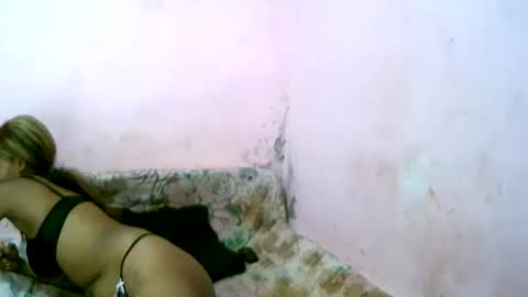 Snapshot of linah1123 chatting on 22, 3, 2026 linah1123 online show from 22, 3, 2026