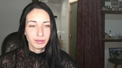 Snapshot of linalivee chatting on 20, 10, 2025 LinaLivee online show from 20, 10, 2025