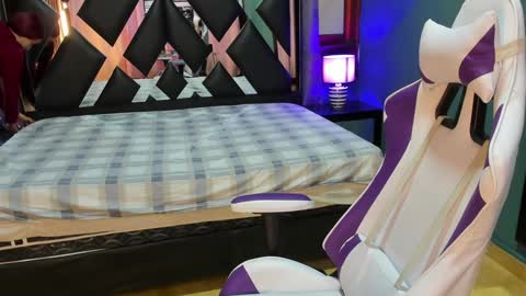  Linda  online show from 14, 12, 2024