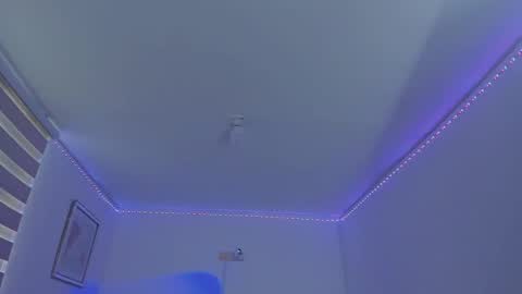   online show from 10, 3, 2025