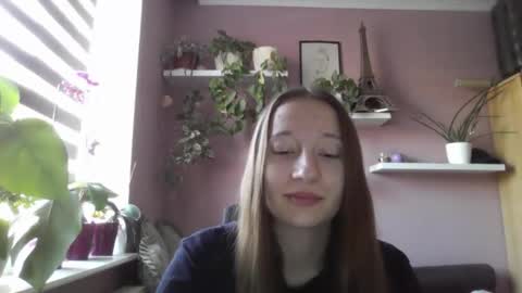 LindaAmore online show from 9, 9, 2025