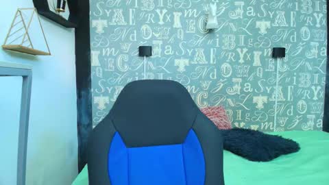  Lindsey  online show from 24, 10, 2025