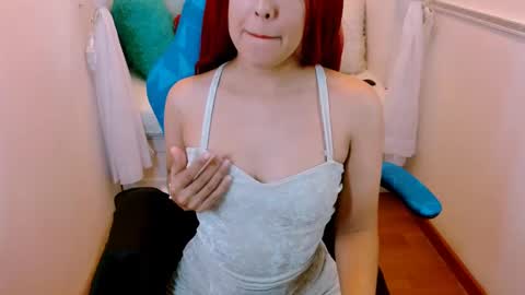 Snapshot of linger_3_9 chatting on 15, 12, 2024 V A L E N T I N A online show from 15, 12, 2024