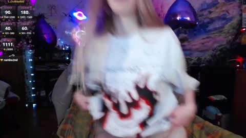 Snapshot of linlin_cuteeee chatting on 14, 2, 2025 Lin online show from 14, 2, 2025