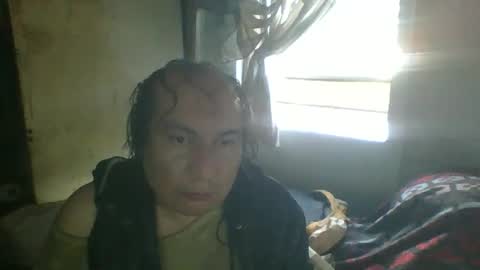 Snapshot of linseyyy chatting on 11, 1, 2025 belledelfyyy online show from 11, 1, 2025