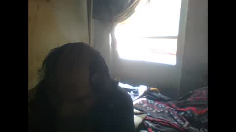 Snapshot of linseyyy chatting on 2, 2, 2025 belledelfyyy online show from 2, 2, 2025