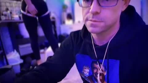 Snapshot of linuxgirlsudosu chatting on 4, 2, 2025 linuxgirlsudosu online show from 4, 2, 2025