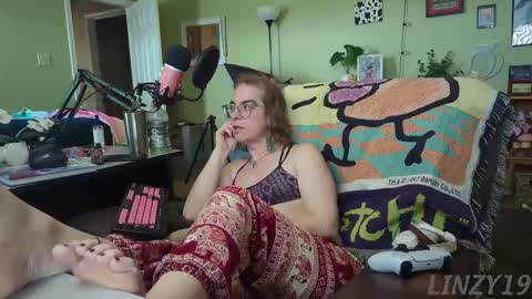 Snapshot of linzy19 chatting on 7, 3, 2025 Linzy19 online show from 7, 3, 2025