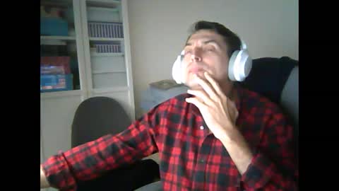 Snapshot of liongr69 chatting on 14, 2, 2025 liongr69 online show from 14, 2, 2025